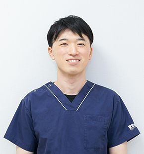 松井山手ひかり歯科クリニック 歯科医